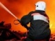 В Приамурье потушено пять из 13 горящих цистерн с нефтью